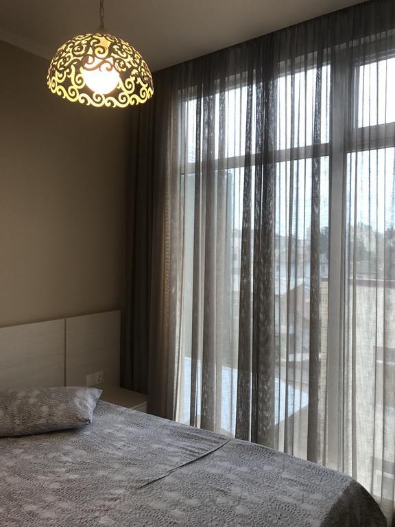 Piazza Apartment Batumi Esterno foto